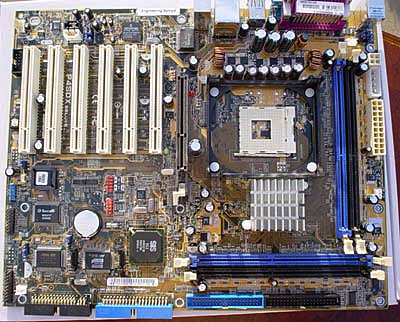 Asus P4SDX Deluxe SiS 655 moederbord