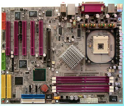 Soyo moederbord met Canterwood-chipset