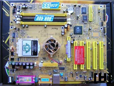 Soltek 75FRN-L nForce2 Moederbord