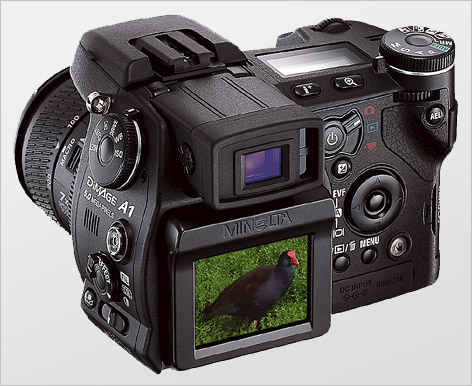 Minolta Dimage A1 - Achterkant (perspic, groot)