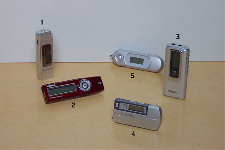 MP3-pendrives: impressie 5 modellen (genummerd)