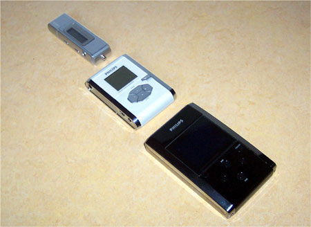 Philips hdd060: i-Bead 150H & Hdd100 in vergelijking (breedte) Philips hdd060: i-Bead 150H & Hdd100 in vergelijking (breedte)