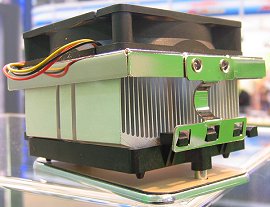 CeBIT 2004: GlacialTech K8-koeler (klein)