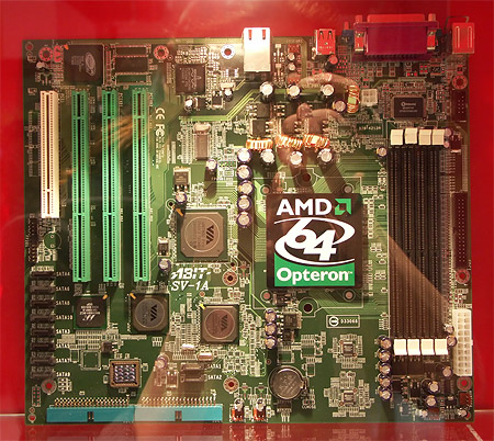 CeBIT 2004: Abit SV-1A Athlon 64 serverbord