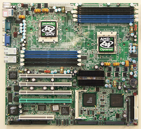 CeBIT 2004: Tyan Thunder K8S Pro CeBIT 2004: Tyan Thunder K8S Pro