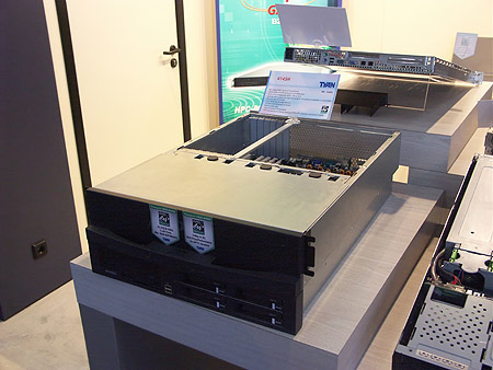 CeBIT 2004: Appro 4145H quad Opteron barebone CeBIT 2004: Appro 4145H quad Opteron barebone