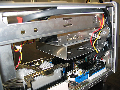 Shuttle ST62K Barebone: Interior side open flash