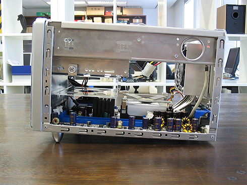 Shuttle ST62K Barebone: Left side view open