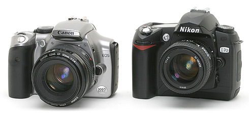 Nikon D70 naast Canon EOS 300D Nikon D70 naast Canon EOS 300D