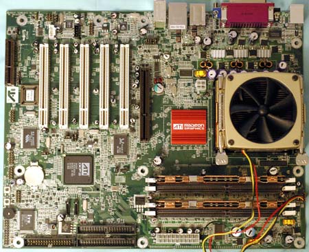 ATi Radeon 9100 Pro IGP referentiemoederbord