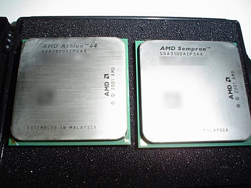Athlon 64 2800+ en Sempron 3100+ in AMD-doosje Athlon 64 2800+ en Sempron 3100+ in AMD-doosje