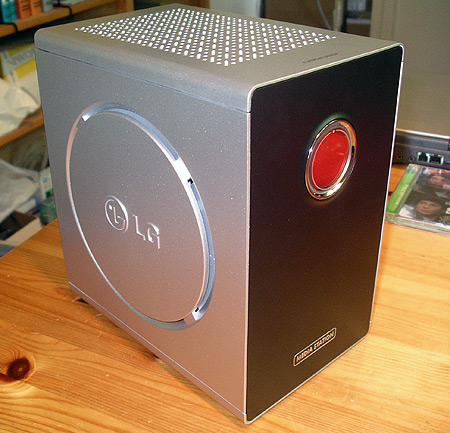 LG 2320A-review illustratie LG 2320A-review illustratie