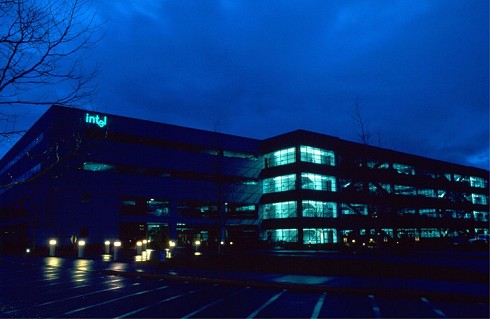 Intel-gebouw by night Intel-gebouw by night