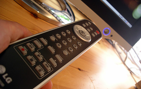 LG 2320A-review illustratie LG 2320A-review illustratie