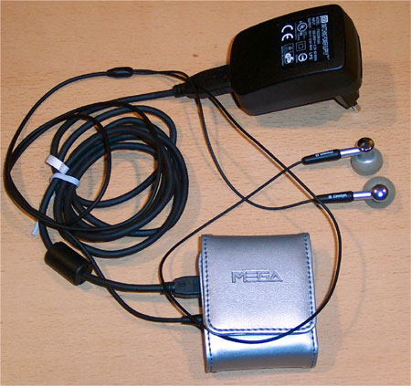 MSI MP-515 in hoesje, met adapter en USB-kabel bevestigd