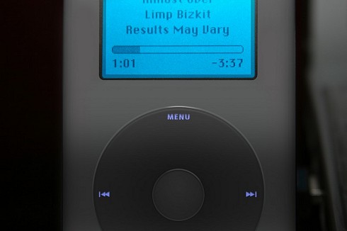 Foto van een stuk van de nieuwe iPod (490px) Foto van een stuk van de nieuwe iPod (490px)