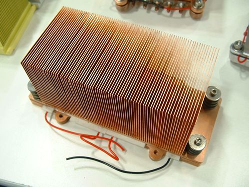 Montecito heatsink (200 Watt, peltiers)