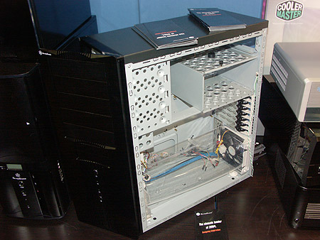DID 2004: SilverStone Prescott-ready behuizing met airduct DID 2004: SilverStone Prescott-ready behuizing met airduct