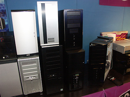 DID 2004: Lian Li en SilverStone behuizingen