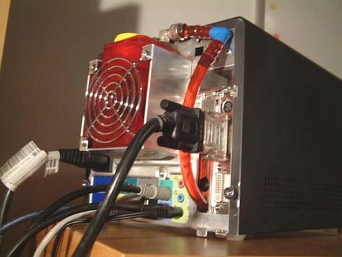 Barebone met waterkoeling Barebone met waterkoeling