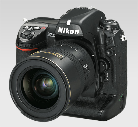 Nikon D2X (groot)