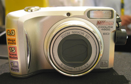 Nikon Coolpix 4800 (klein)