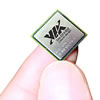 VIA Eden processor tussen duim