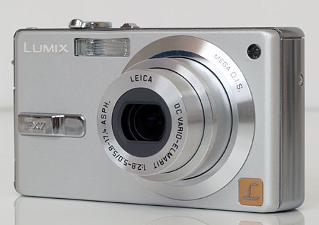 Panasonic Lumix DMC-FX7 Panasonic Lumix DMC-FX7