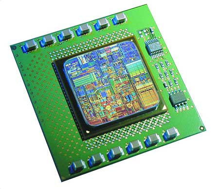 Intel Xeon opengewerkt (niet realistisch!) Intel Xeon opengewerkt (niet realistisch!)