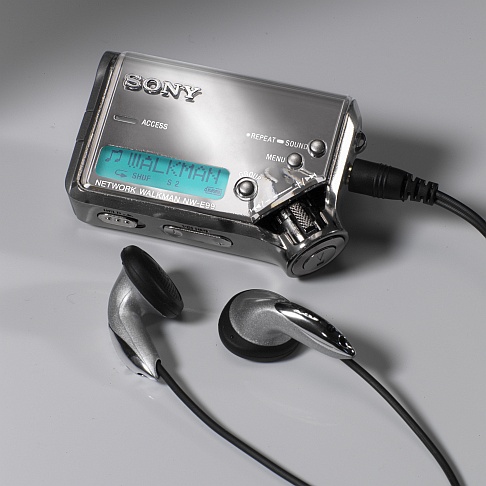 Sony NW-E99 (Network Walkman - flash)