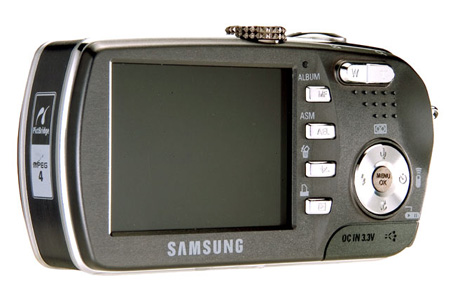 Digimax V800 (achterkant)