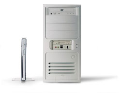 Yonah-concept notebook naast een standaard desktop