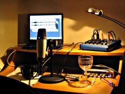 Podcasting station