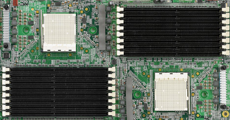 Iwill DK88-moederbord met 16 ramslots