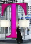 Deutsche Telekom - reclamezuil met bellend mannetje