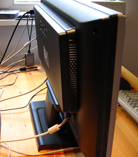 Acer AL2416Ws (zijkant)