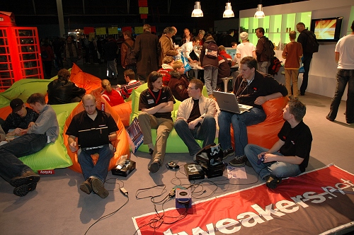 HCC Dagen 2005 - Pricewatch Crew tijdens de pauze HCC Dagen 2005 - Pricewatch Crew tijdens de pauze