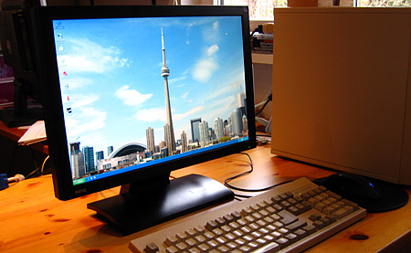 BenQ FP202W