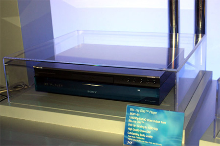 Ziek Blu-ray-spelertje in beschermend kastje ;)