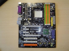 MSI K9N Platinum - moederbord (240px) MSI K9N Platinum - moederbord (240px)