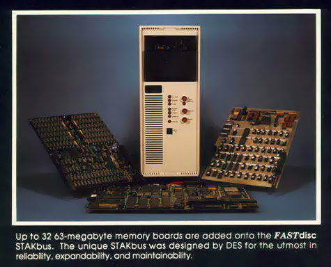 DEC Fastdisc-systeem met SASI-interface DES Fastdisc-systeem met SASI-interface