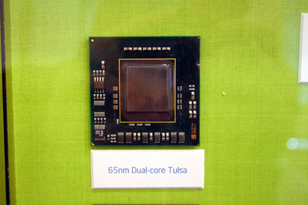 Intel 65nm Xeon MP Tulsa Intel 65nm Xeon MP Tulsa