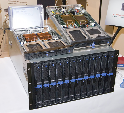 CeBIT 2006: Appro serverblades