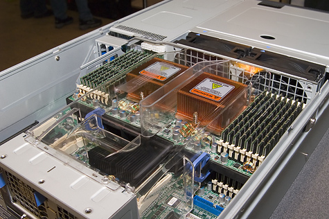 CeBIT 2006: Uniwide 3U 4-way