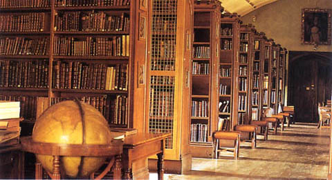 The Magdalen College Old Library / Oude bibliotheek met boeken The Magdalen College Old Library / Oude bibliotheek met boeken
