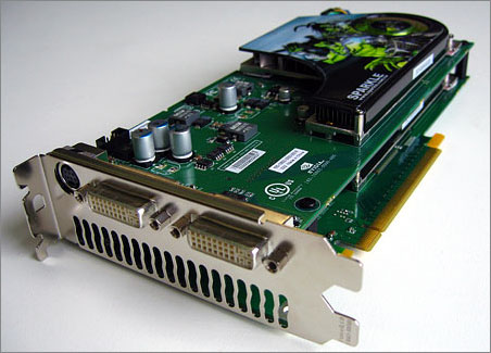 Sparkle SPPX79GX2 GeForce 7950 GX2 (video-uitgangen) Sparkle SPPX79GX2 GeForce 7950 GX2 (video-uitgangen)