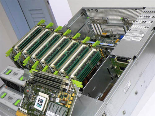 Opengewerkte Sun Fire X4600 Opengewerkte Sun Fire X4600