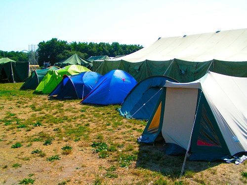 Campzone 2006 - De slaaptenten van T@C Campzone 2006 - De slaaptenten van T@C