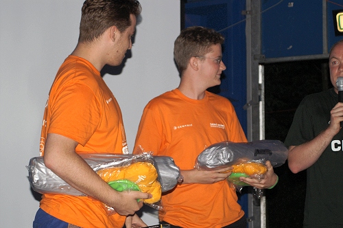 Campzone 2006 - 'T@C All-Stars' is winnaar van de tv-tunescompo Campzone 2006 - 'T@C All-Stars' is winnaar van de tv-tunescompo
