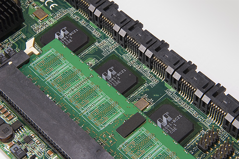 Areca ARC-1280 SATA-controllers, DIMM en SATA-connectors